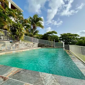 Bleu Soleil Le Morne-Vert